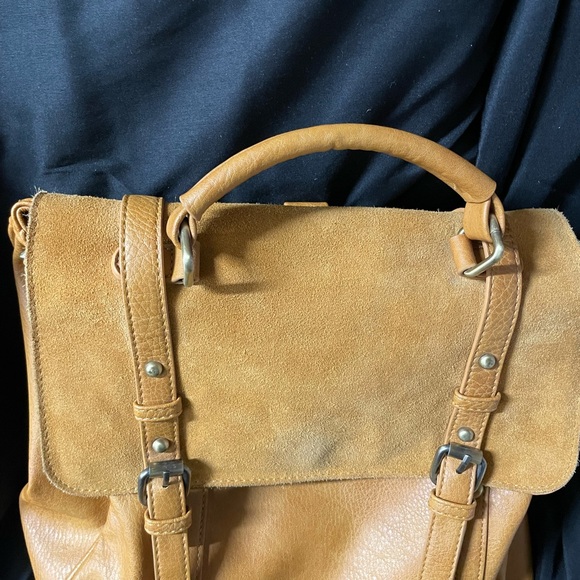 GUC ModCloth Convertible Backpack / Crossbody Bag Camel Suede Leather/Vegan Body - Picture 2 of 8
